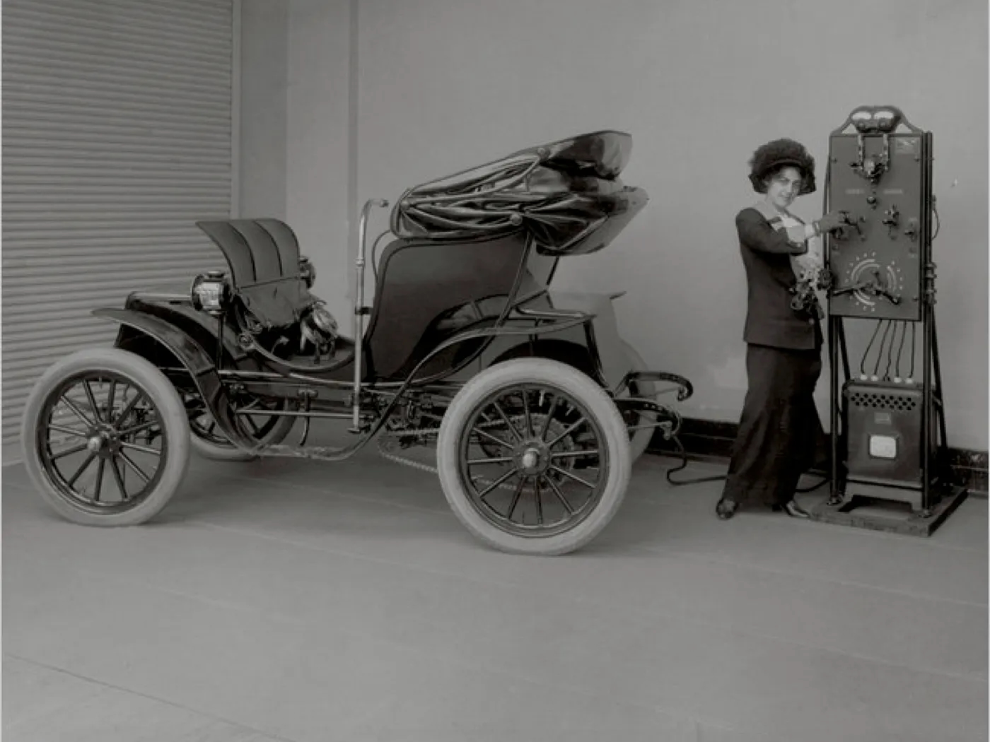 An electric vehicle circa 1930